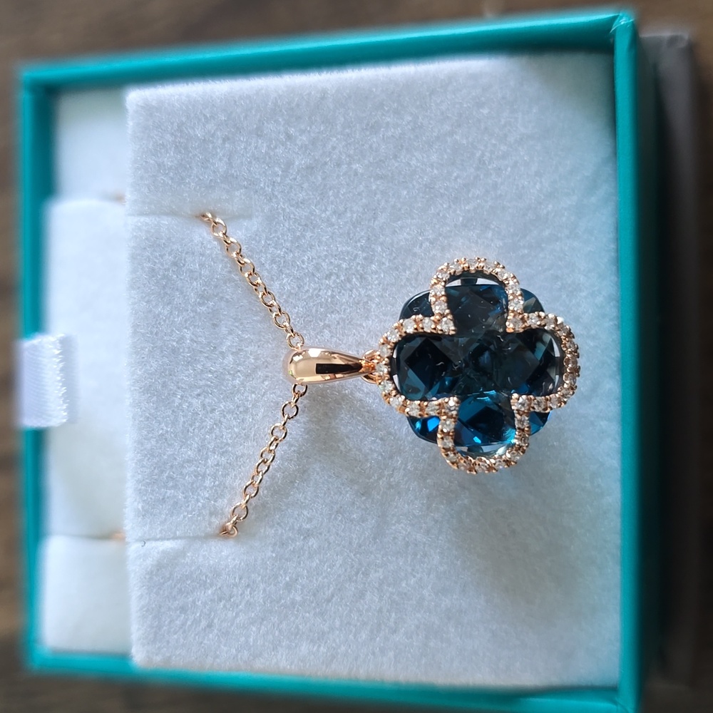 Effy Rose gold diamond london blue necklace